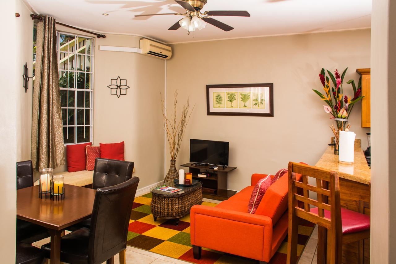 Heavenly Suites La Feuillet Exterior foto